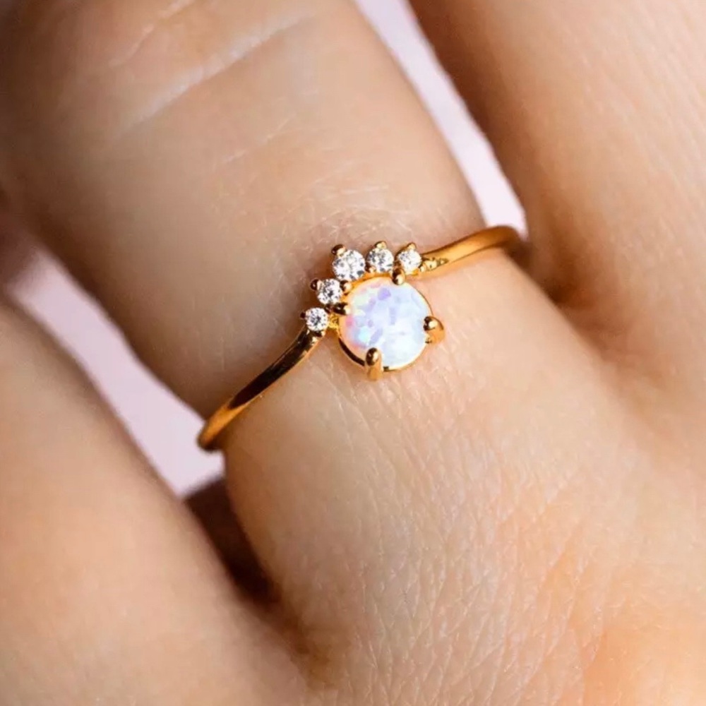 Snow Princess White Fire Opal Gold Crystal Ring - Picture 1 of 4